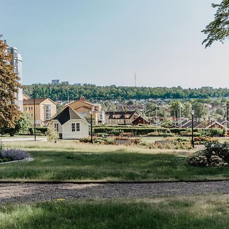 Slottsparken Motel Huskvarna Dış mekan fotoğraf