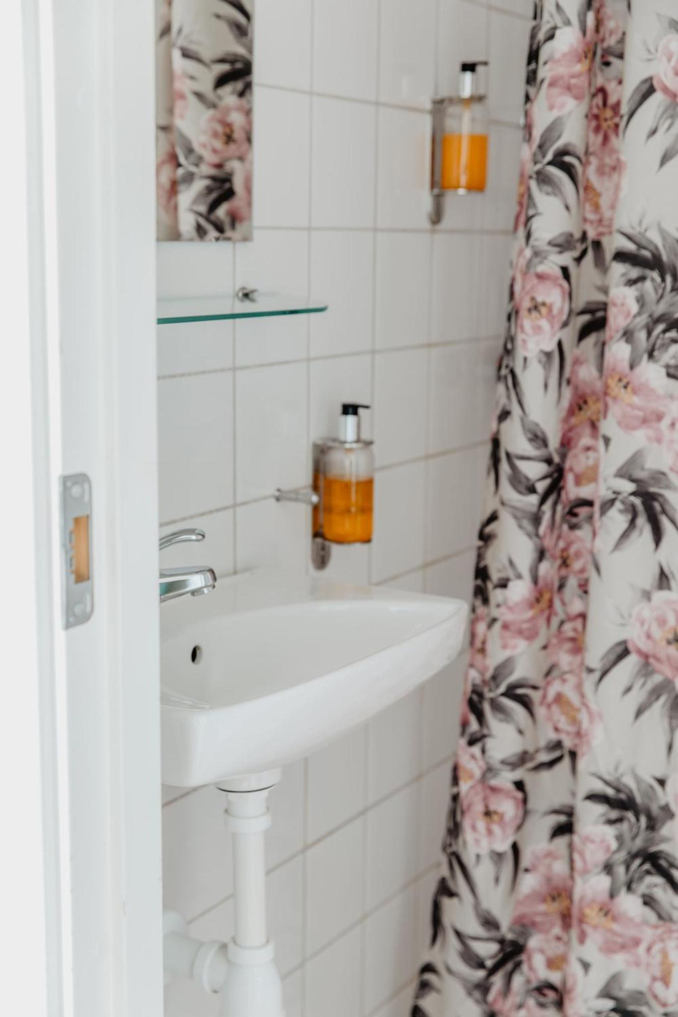 Slottsparken Motel Huskvarna Dış mekan fotoğraf
