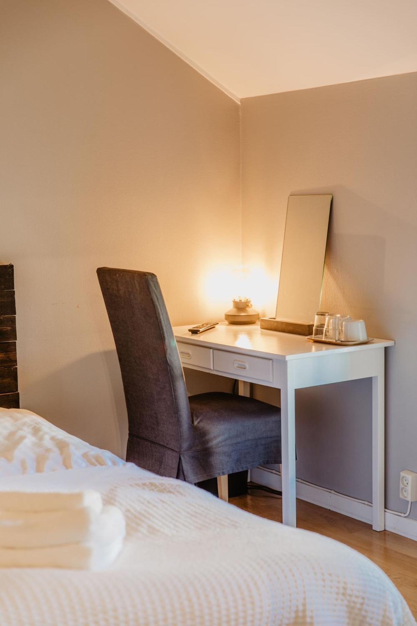 Slottsparken Motel Huskvarna Dış mekan fotoğraf