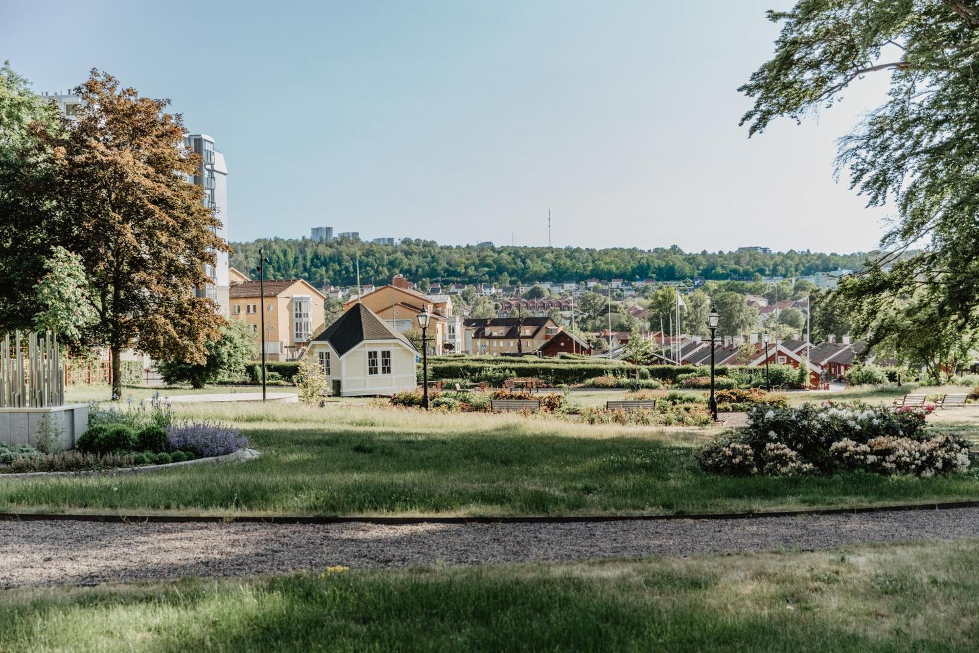 Slottsparken Motel Huskvarna Dış mekan fotoğraf