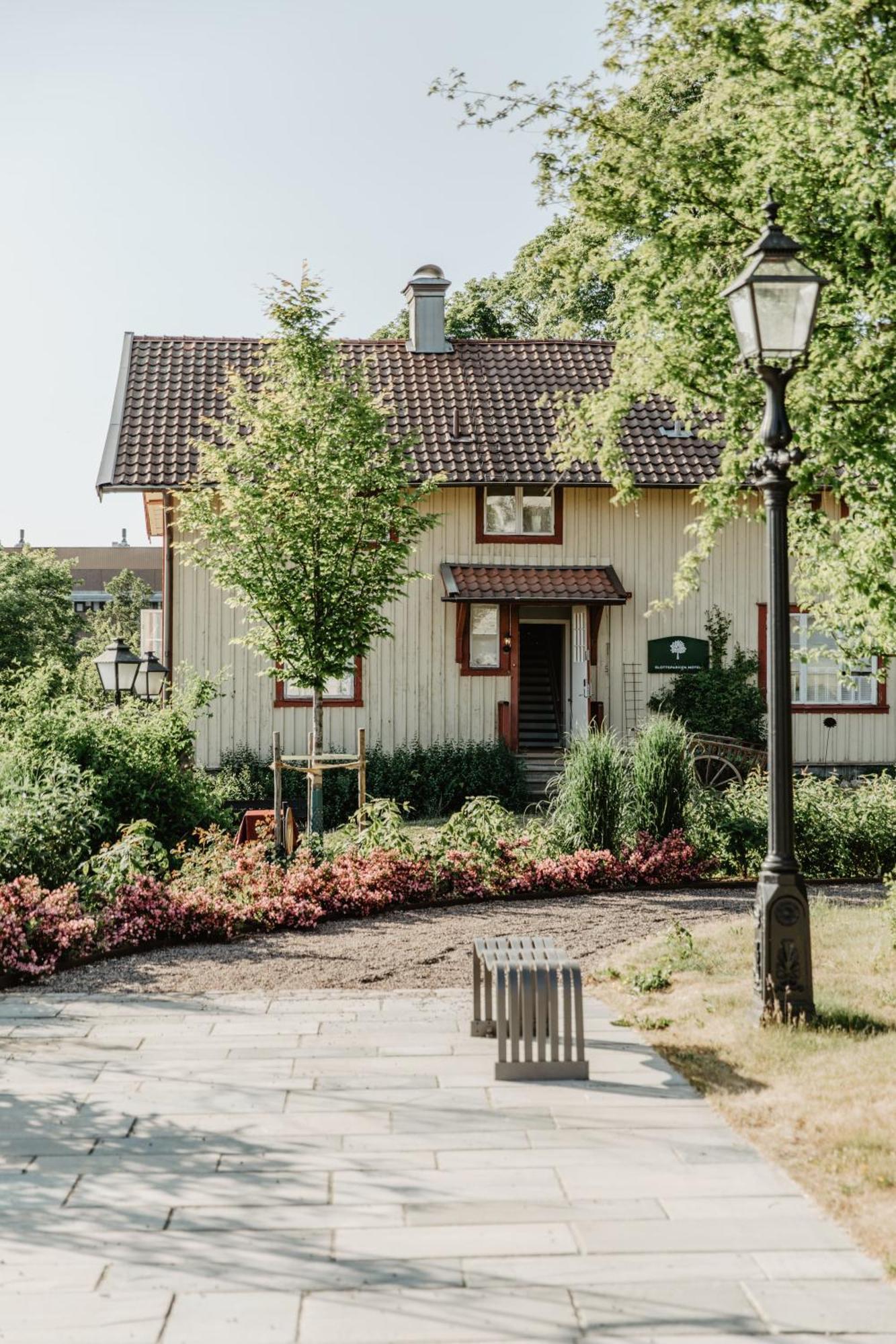 Slottsparken Motel Huskvarna Dış mekan fotoğraf